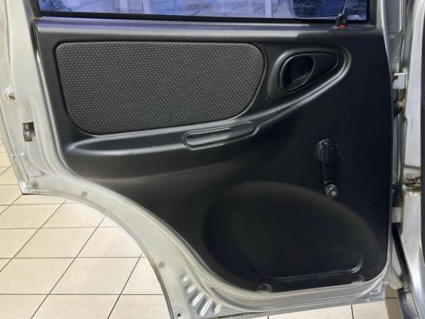 Chevrolet Niva I Рестайлинг с пробегом 2010 года, цена 515 000 рублей, 127000 км, внедорожник, Автокод Объявления