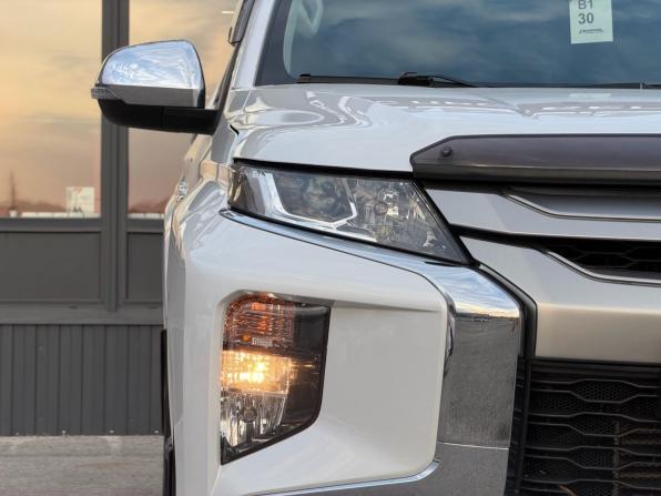 Mitsubishi L200 V Рестайлинг с пробегом 2019 года, цена 2 990 000 рублей, 156000 км, offers.body_type.unknown, Автокод Объявления
