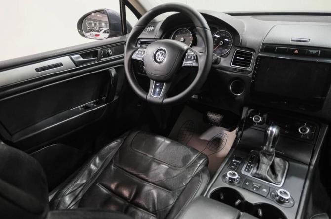 Volkswagen Touareg II с пробегом 2012 года, цена 2 379 000 рублей, 250000 км, внедорожник, Автокод Объявления