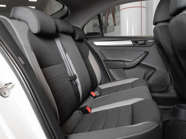 Skoda Rapid I Рестайлинг с пробегом 2019 года, цена 1 471 300 рублей, 93479 км, лифтбек, Автокод Объявления