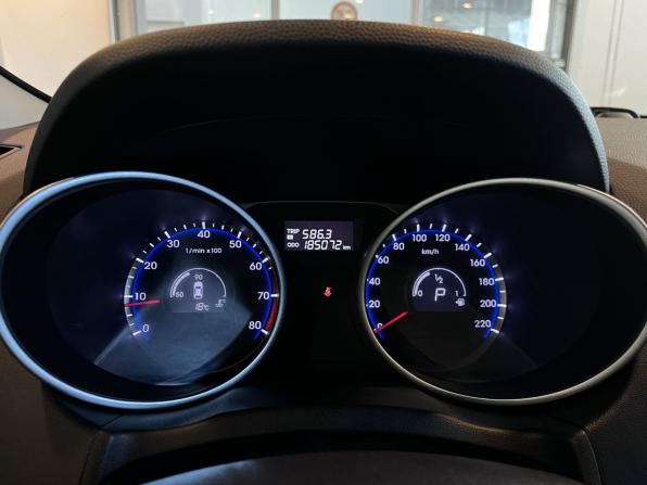 Hyundai ix35 I Рестайлинг с пробегом 2014 года, цена 1 420 000 рублей, 185069 км, внедорожник, Автокод Объявления