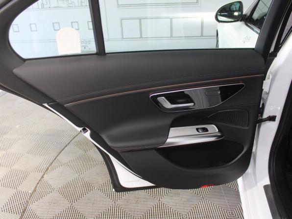 Mercedes-Benz E-Класс VI (W214 S214) с пробегом 2025 года, цена 7 350 000 рублей, 918 км, седан, Автокод Объявления