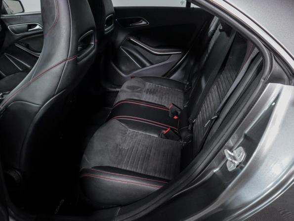 Mercedes-Benz CLA I (C117 X117) с пробегом 2014 года, цена 1 329 000 рублей, 131000 км, седан, Автокод Объявления