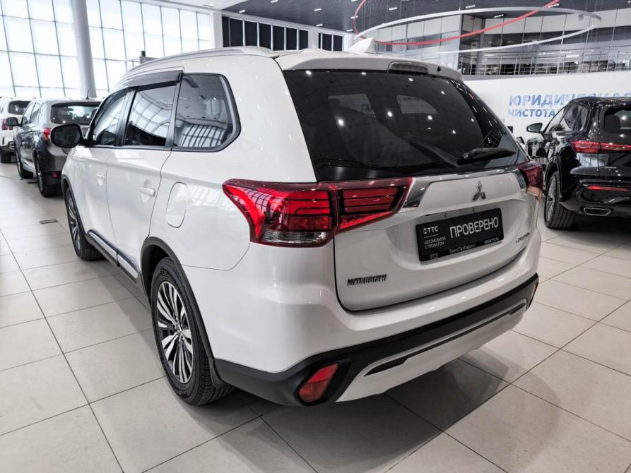 Mitsubishi Outlander III Рестайлинг 3 Казань  - изображение 8