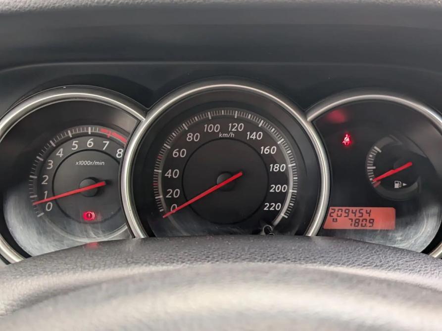 Nissan Tiida I Рестайлинг Москва  - изображение 12
