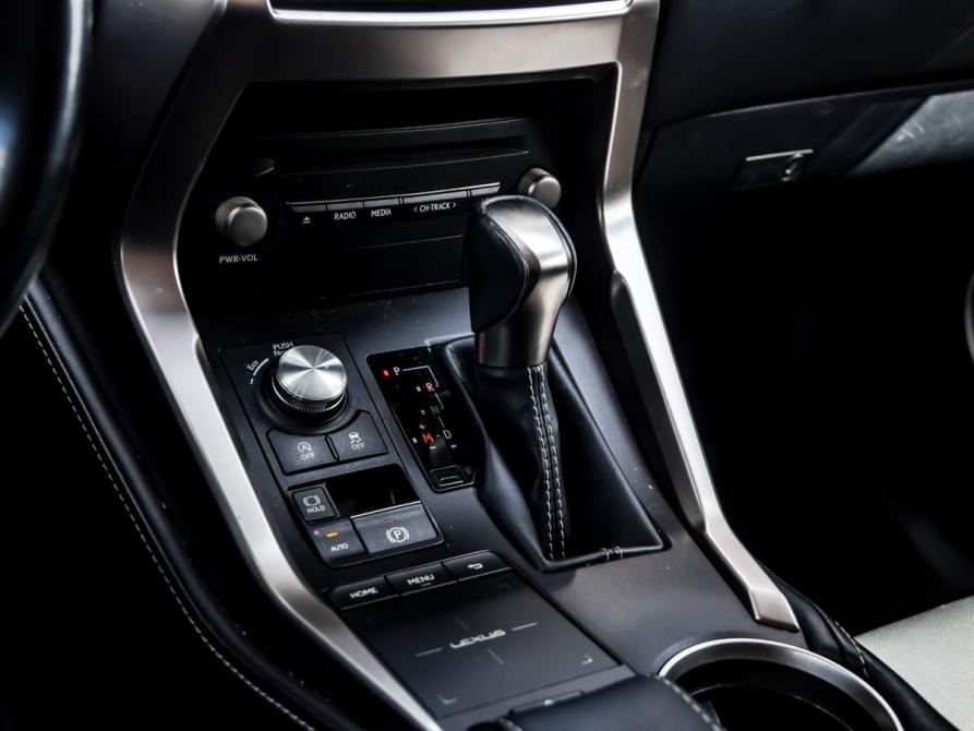 Lexus NX I Рестайлинг Магнитогорск  - изображение 28