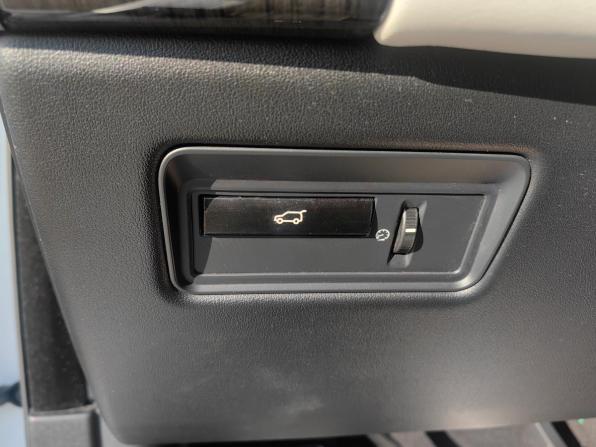 Land Rover Range Rover Sport II с пробегом 2014 года, цена 2 555 000 рублей, 207000 км, внедорожник, Автокод Объявления