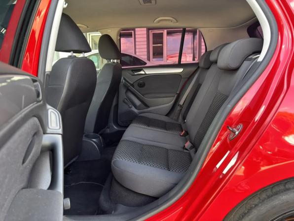 Volkswagen Golf VI с пробегом 2011 года, цена 640 000 рублей, 212037 км, хэтчбек, Автокод Объявления