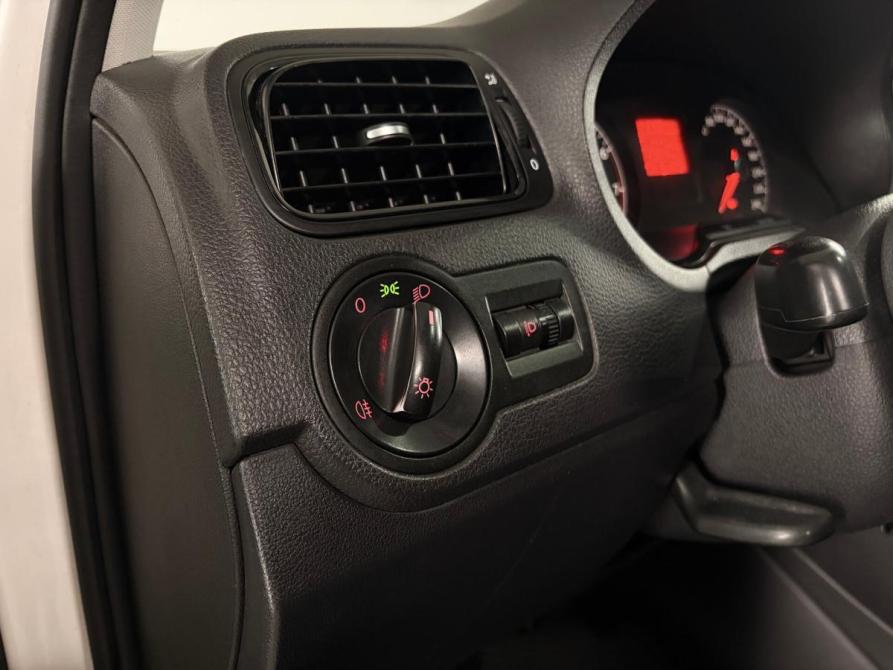Volkswagen Polo V Екатеринбург  - изображение 12