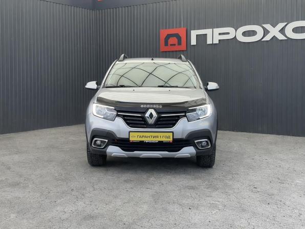 Renault Sandero II Рестайлинг с пробегом 2018 года, цена 987 000 рублей, 146916 км, хэтчбек, Автокод Объявления