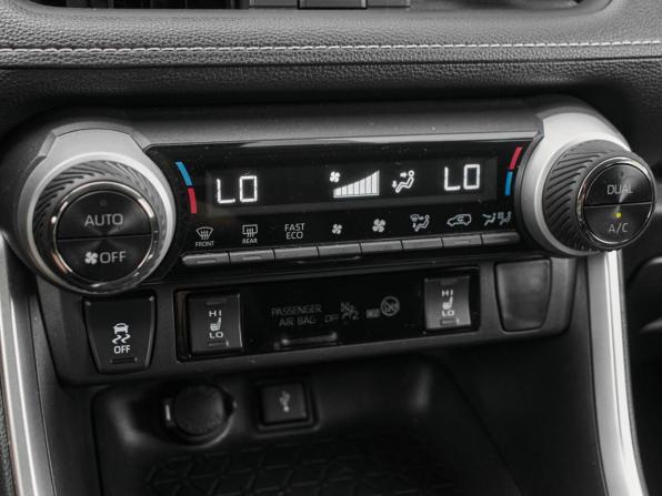 Toyota RAV4 V (XA50) с пробегом 2021 года, цена 3 500 000 рублей, 86613 км, внедорожник, Автокод Объявления