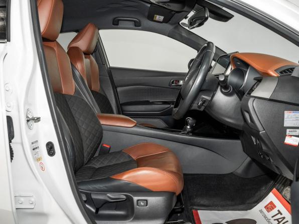 Toyota C-HR I с пробегом 2019 года, цена 1 845 500 рублей, 104200 км, внедорожник, Автокод Объявления