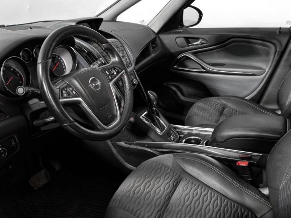 Opel Zafira C с пробегом 2014 года, цена 1 125 000 рублей, 223341 км, компактвэн, Автокод Объявления