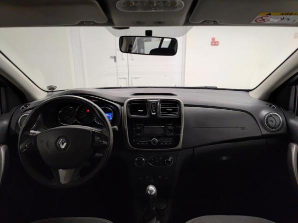Renault Sandero II с пробегом 2015 года, цена 689 000 рублей, 151086 км, хэтчбек, Автокод Объявления