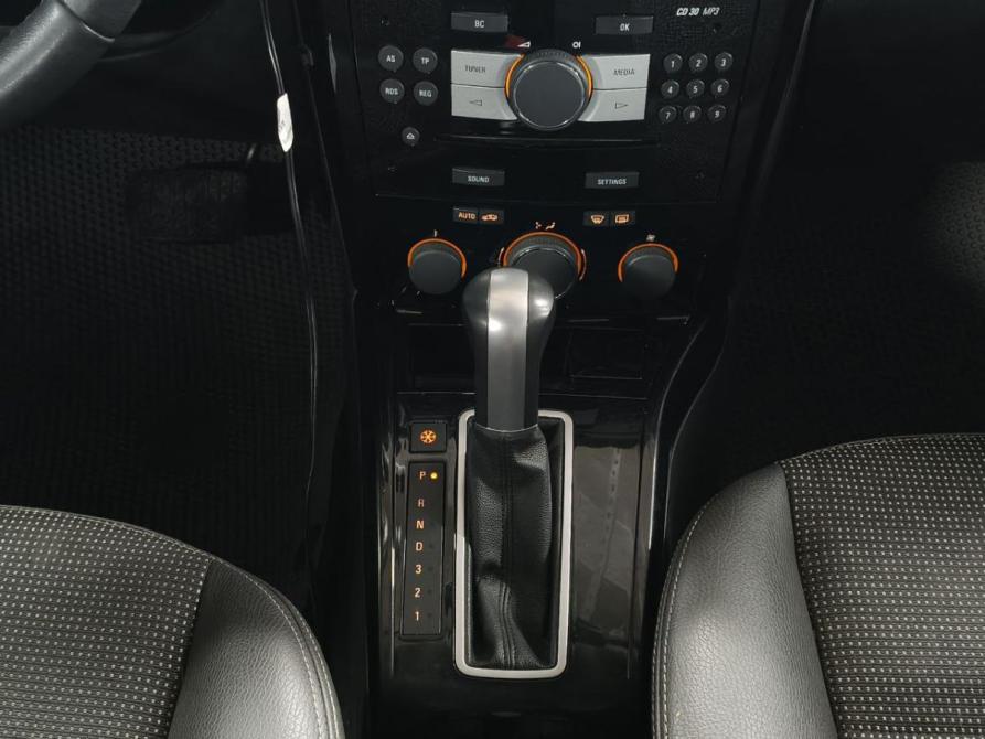 Opel Astra H Рестайлинг Санкт-Петербург  - изображение 16