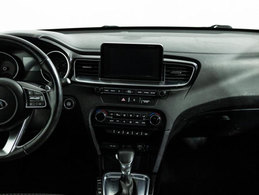 Kia Ceed III Санкт-Петербург  - изображение 14