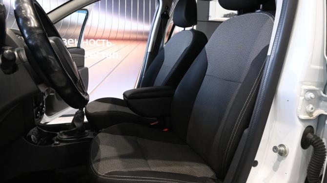 Renault Duster I Рестайлинг с пробегом 2016 года, цена 680 000 рублей, 264956 км, внедорожник, Автокод Объявления