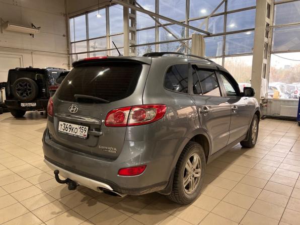Hyundai Santa Fe II Рестайлинг с пробегом 2011 года, цена 970 000 рублей, 330920 км, внедорожник, Автокод Объявления