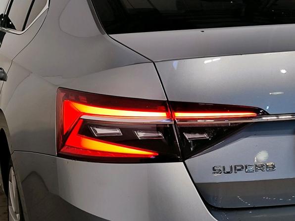 Skoda Superb III Рестайлинг с пробегом 2020 года, цена 2 789 000 рублей, 130654 км, лифтбек, Автокод Объявления
