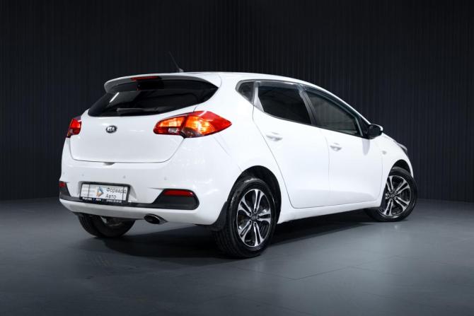 Kia Ceed II с пробегом 2013 года, цена 1 050 000 рублей, 184625 км, хэтчбек, Автокод Объявления