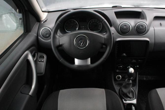 Renault Duster I с пробегом 2013 года, цена 915 000 рублей, 235206 км, внедорожник, Автокод Объявления