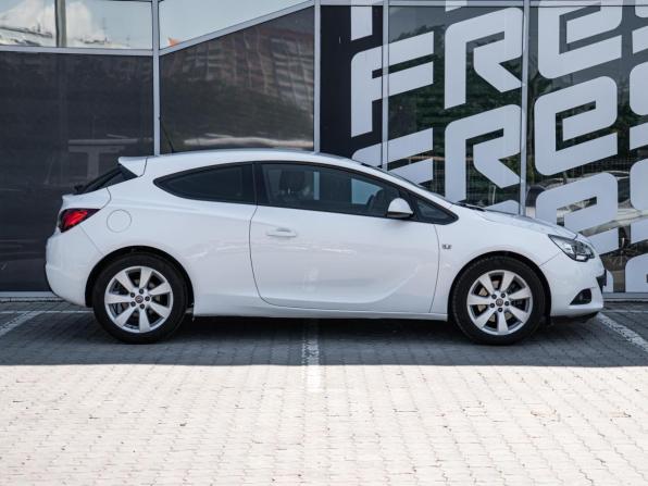 Opel Astra J Рестайлинг с пробегом 2013 года, цена 998 000 рублей, 123396 км, хэтчбек, Автокод Объявления