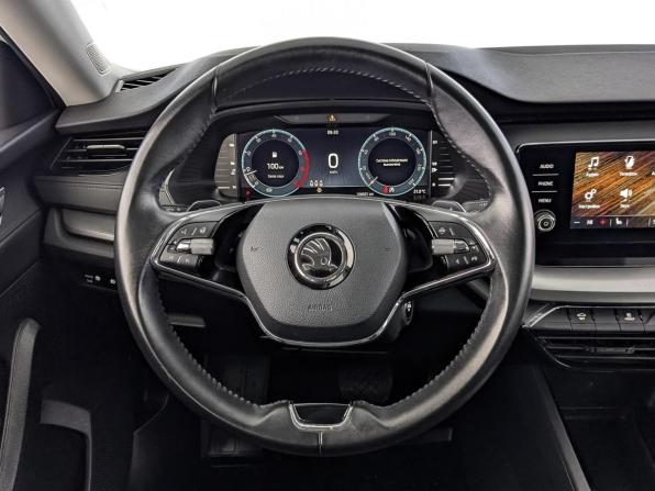 Skoda Octavia IV (A8) с пробегом 2020 года, цена 2 050 000 рублей, 108915 км, лифтбек, Автокод Объявления