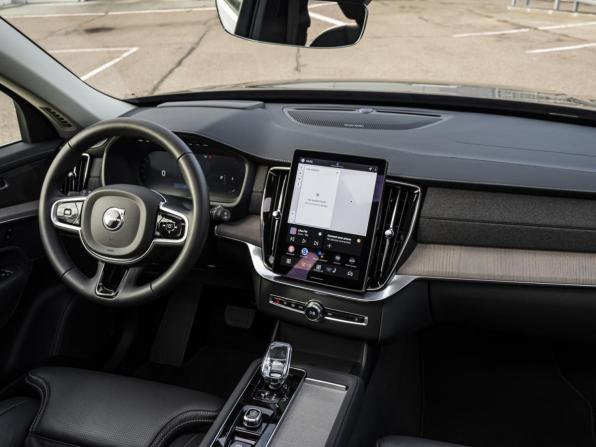 Volvo XC90 II Рестайлинг 2 с пробегом 2025 года, цена 9 490 000 рублей, 957 км, внедорожник, Автокод Объявления