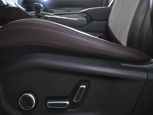 Geely Monjaro I с пробегом 2024 года, цена 3 398 000 рублей, 29456 км, внедорожник, Автокод Объявления