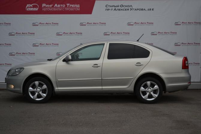 Skoda Octavia II (A5) Рестайлинг с пробегом 2012 года, цена 880 000 рублей, 209511 км, лифтбек, Автокод Объявления
