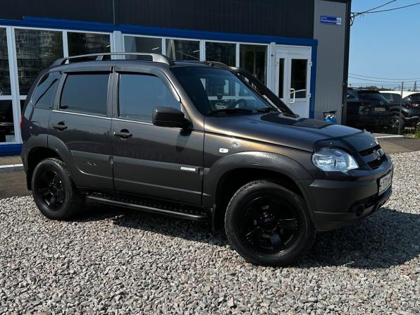 Chevrolet Niva I Рестайлинг с пробегом 2015 года, цена 565 000 рублей, 79366 км, внедорожник, Автокод Объявления