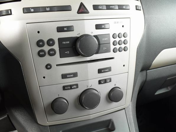 Opel Zafira B Рестайлинг с пробегом 2008 года, цена 525 999 рублей, 313945 км, компактвэн, Автокод Объявления
