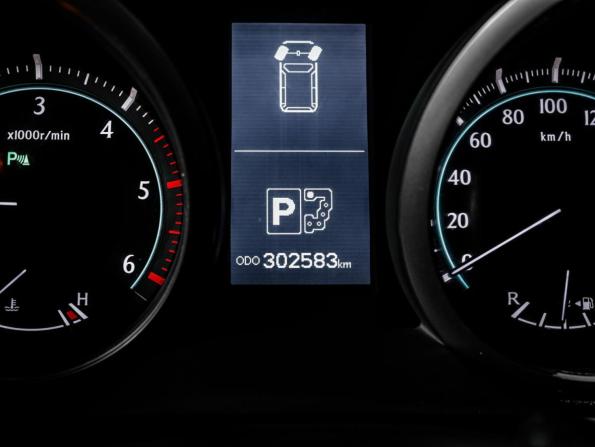 Toyota Land Cruiser Prado 150 Series с пробегом 2011 года, цена 2 579 000 рублей, 302521 км, внедорожник, Автокод Объявления