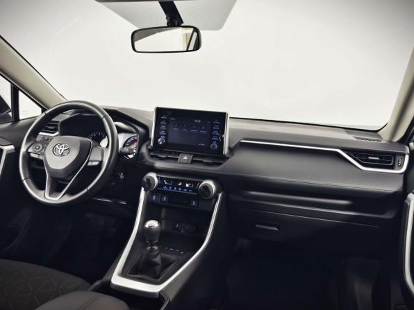 Toyota RAV4 V (XA50) с пробегом 2021 года, цена 3 590 000 рублей, 20657 км, внедорожник, Автокод Объявления