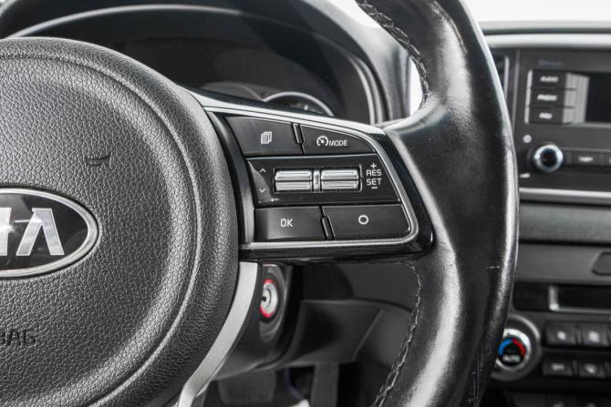 Kia Sportage IV Рестайлинг с пробегом 2020 года, цена 2 399 000 рублей, 134400 км, внедорожник, Автокод Объявления