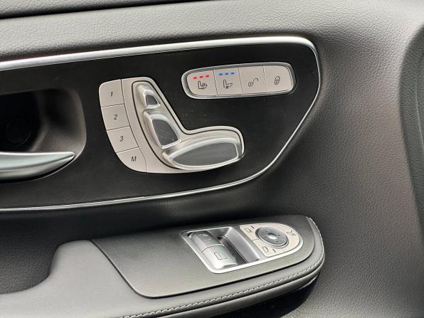 Mercedes-Benz V-Класс III (W447) Рестайлинг 2 с пробегом 2025 года, цена 13 800 000 рублей, 11088 км, минивэн, Автокод Объявления