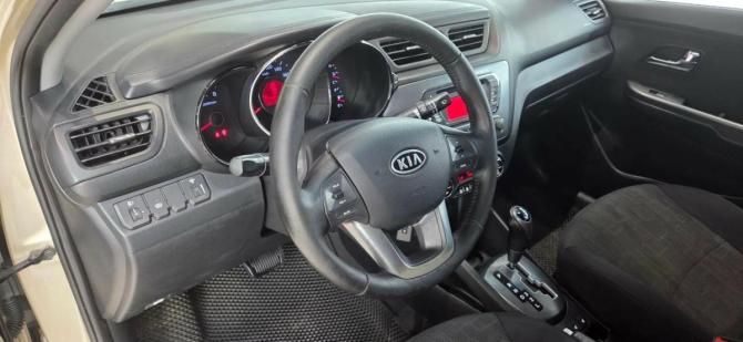 Kia Rio III с пробегом 2012 года, цена 695 000 рублей, 132952 км, седан, Автокод Объявления