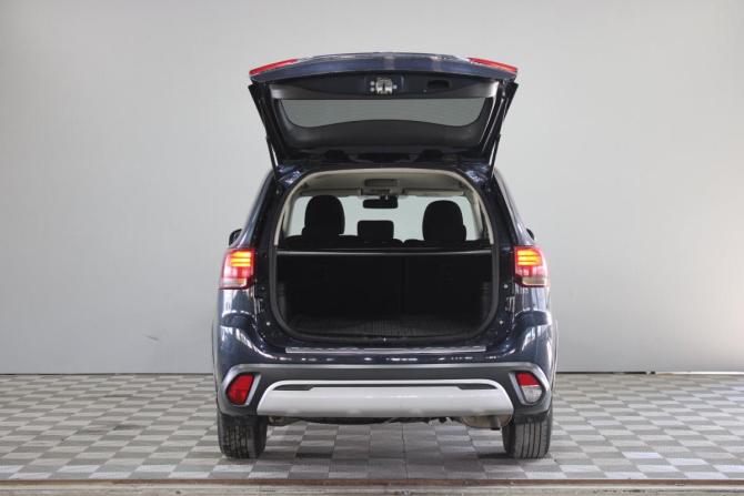 Mitsubishi Outlander III Рестайлинг 3 с пробегом 2019 года, цена 1 525 000 рублей, 253546 км, внедорожник, Автокод Объявления