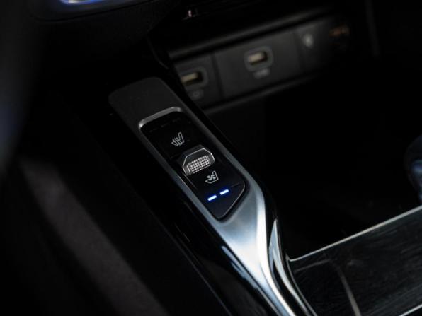 Kia Sorento IV с пробегом 2020 года, цена 3 630 000 рублей, 48159 км, внедорожник, Автокод Объявления