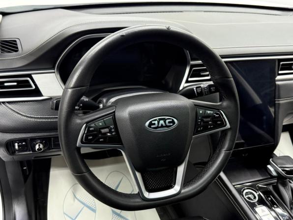 JAC J7 I с пробегом 2023 года, цена 1 090 000 рублей, 71626 км, лифтбек, Автокод Объявления