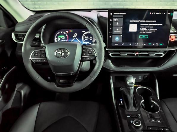 Toyota Highlander IV (XU70) с пробегом 2026 года, цена 5 410 000 рублей, 35 км, внедорожник, Автокод Объявления