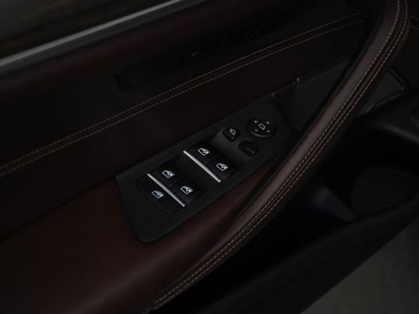 BMW 5 серии VII (G30/G31/G38) с пробегом 2020 года, цена 4 358 888 рублей, 209246 км, седан, Автокод Объявления