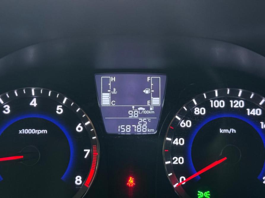 Hyundai Solaris I Рестайлинг Набережные Челны  - изображение 14