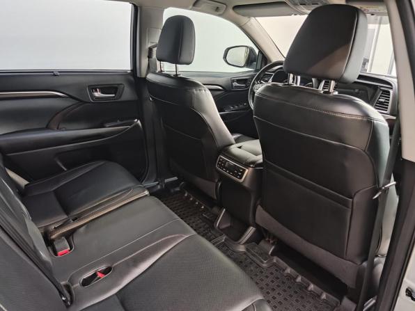 Toyota Highlander III (XU50) с пробегом 2014 года, цена 2 700 000 рублей, 225949 км, внедорожник, Автокод Объявления