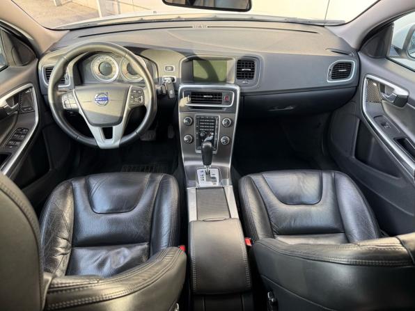 Volvo S60 II с пробегом 2011 года, цена 1 050 000 рублей, 201460 км, седан, Автокод Объявления