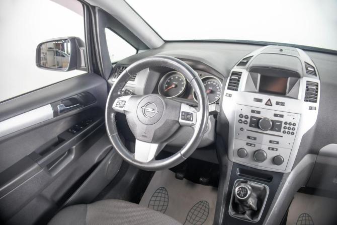 Opel Zafira B Рестайлинг с пробегом 2011 года, цена 799 000 рублей, 270000 км, компактвэн, Автокод Объявления