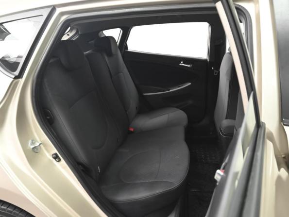 Hyundai Solaris I с пробегом 2012 года, цена 784 000 рублей, 239033 км, хэтчбек, Автокод Объявления