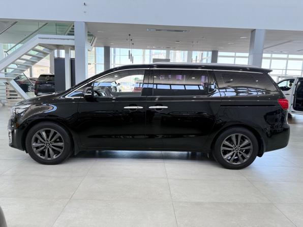 Kia Carnival III с пробегом 2017 года, цена 2 245 000 рублей, 188880 км, минивэн, Автокод Объявления