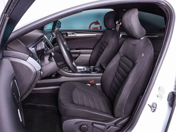 Ford Mondeo V с пробегом 2017 года, цена 1 670 000 рублей, 169050 км, седан, Автокод Объявления