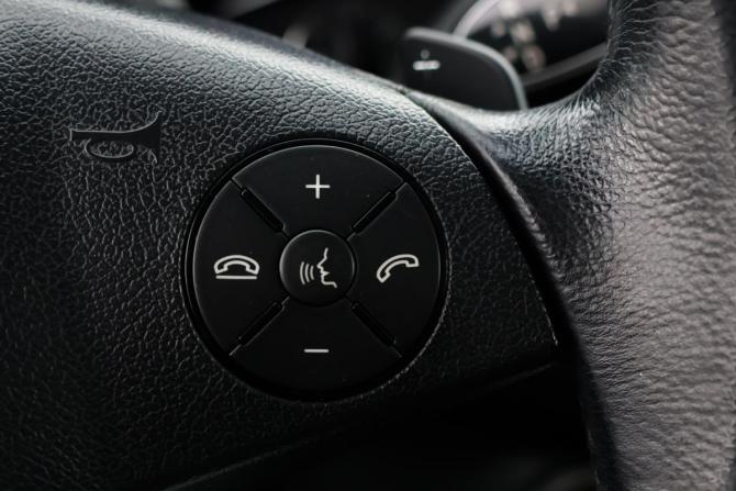 Mercedes-Benz M-Класс II (W164) Рестайлинг с пробегом 2009 года, цена 1 640 000 рублей, 161400 км, внедорожник, Автокод Объявления
